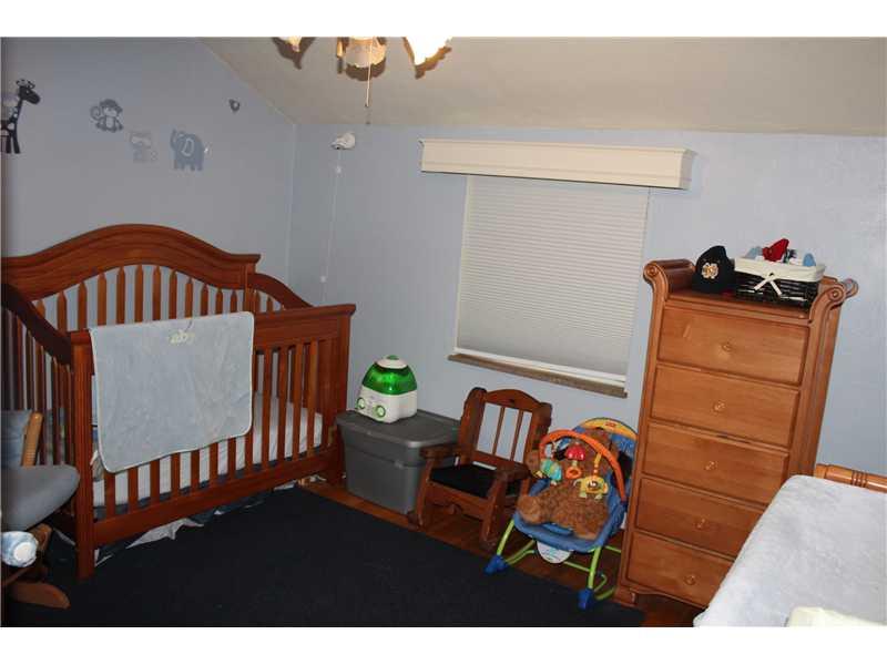 2374 Rose Garden Road Pittsburgh, PA 15220 - Photo 19 of 25 Bedroom.