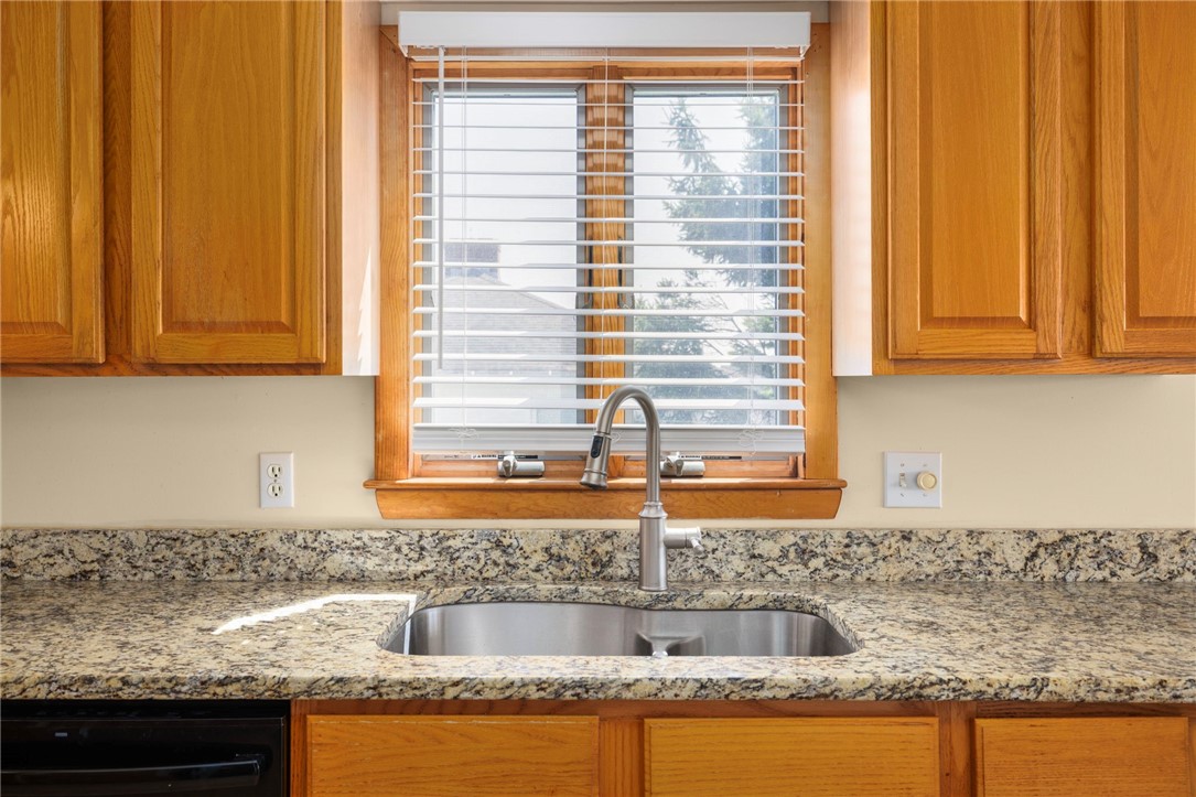 76 Peninsula Road South Kingstown, RI 02879 - Photo 26 of 50 Gallery Image 26