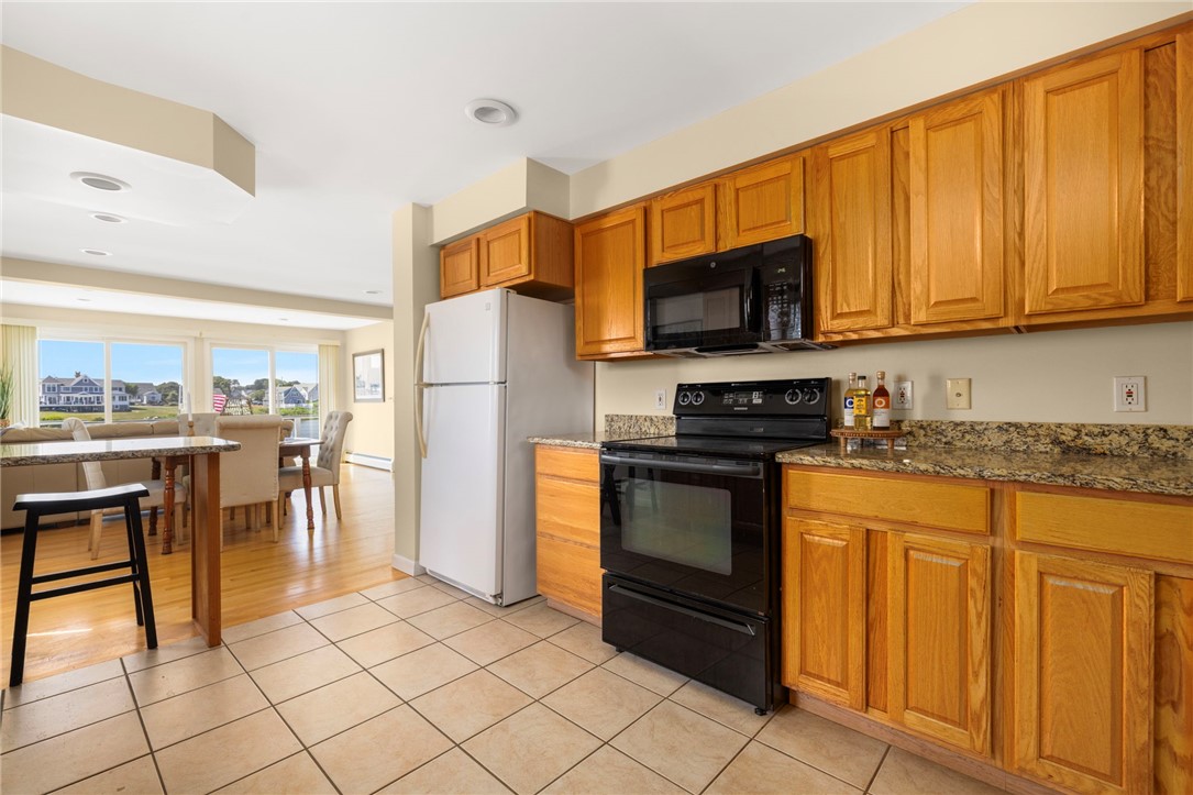 76 Peninsula Road South Kingstown, RI 02879 - Photo 27 of 50 Gallery Image 27