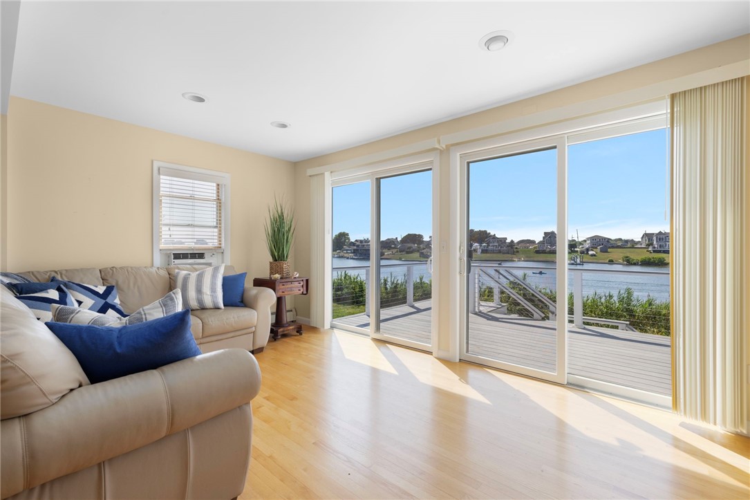 76 Peninsula Road South Kingstown, RI 02879 - Photo 31 of 50 Gallery Image 31