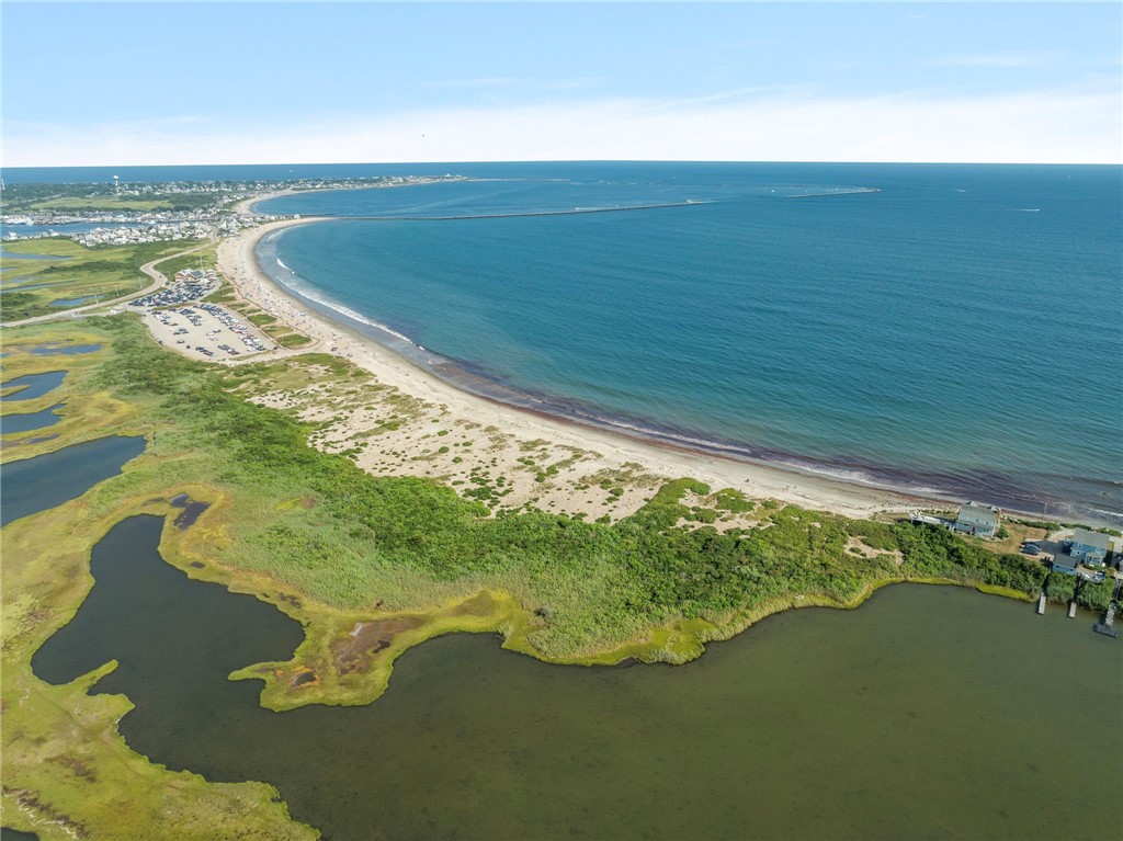76 Peninsula Road South Kingstown, RI 02879 - Photo 6 of 50 Gallery Image 6