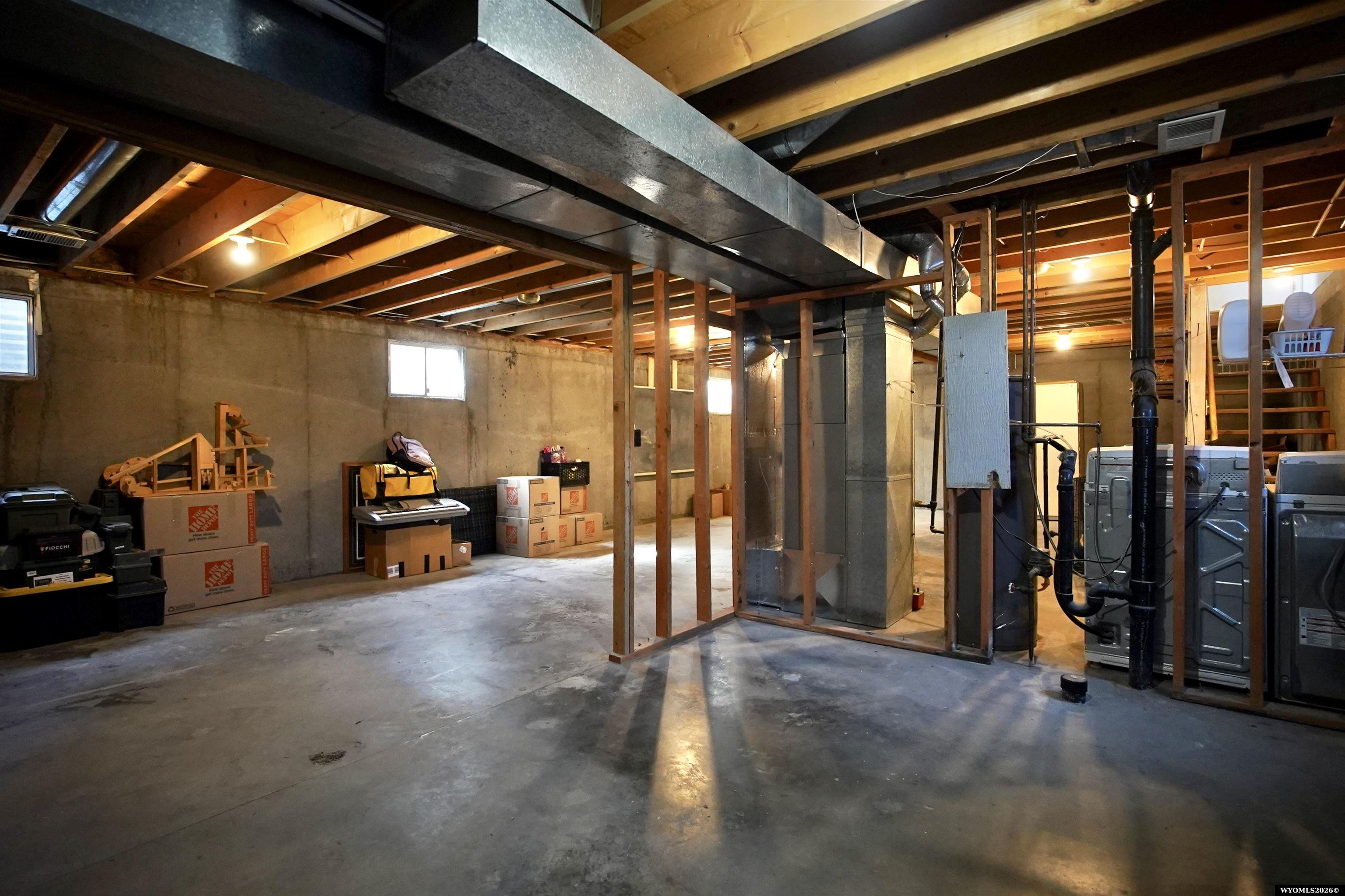 6674 Sharrock Road Casper, WY 82604 - Photo 29 of 39 Gallery Image 29