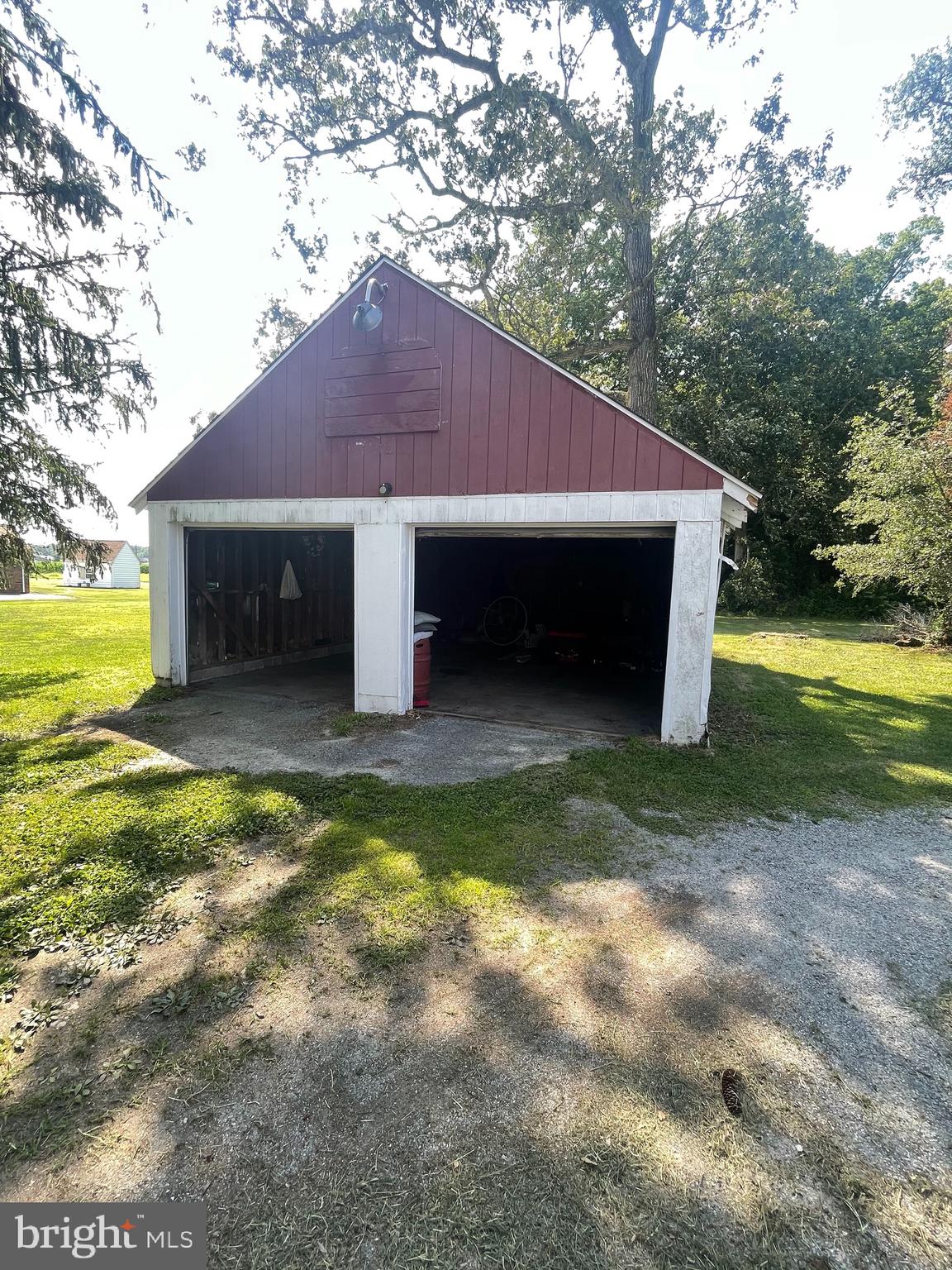 26332 Shortly Road Georgetown, DE 19947 - Photo 10 of 44 2 car garage near side entrance