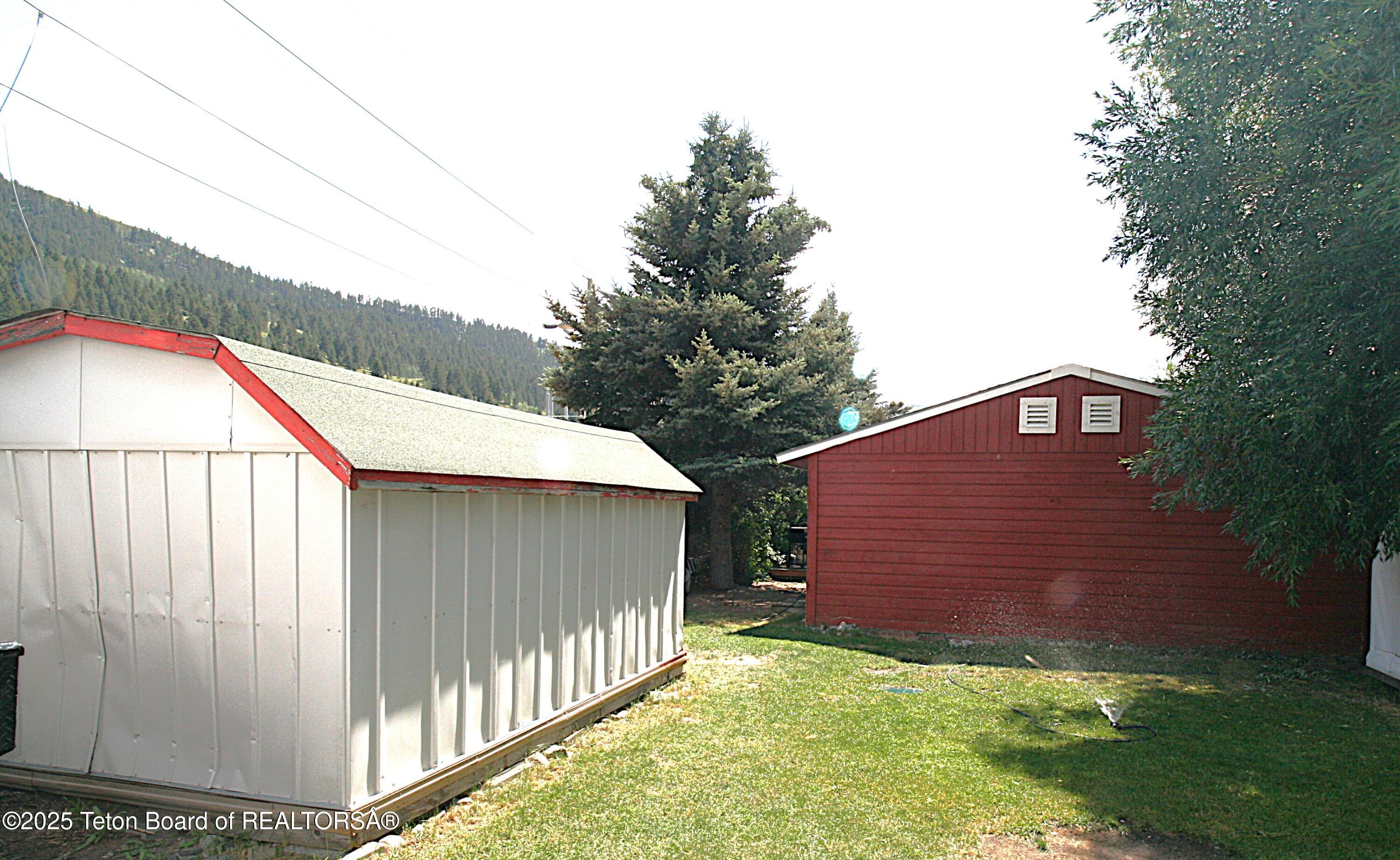 1675 J-W Drive Jackson, WY 83001 - Photo 4 of 16 Storage shed
