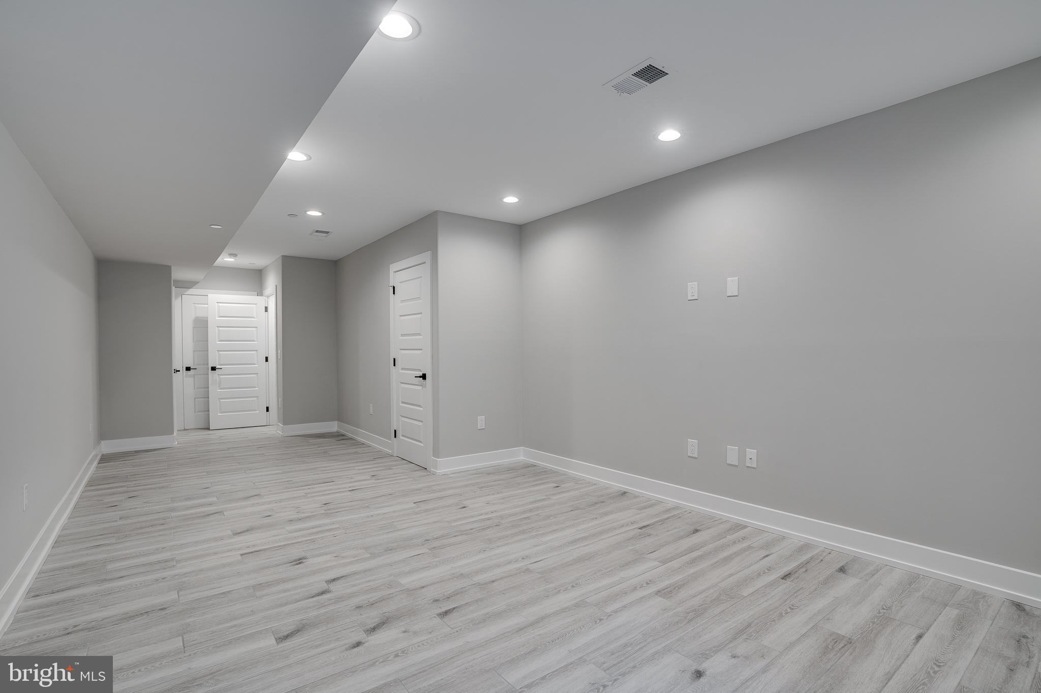 2323 Federal Street Philadelphia, PA 19146 - Photo 14 of 39