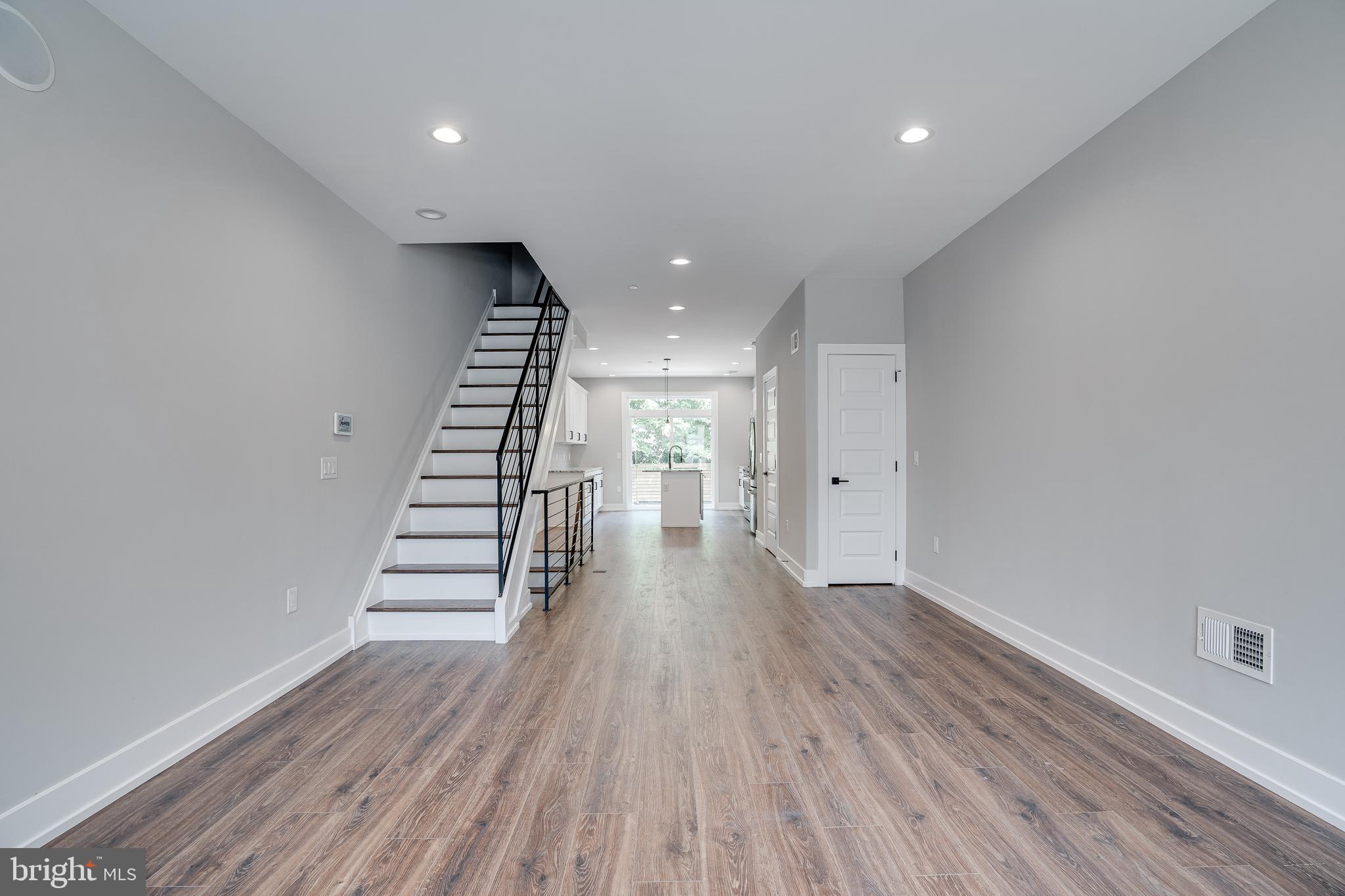 2323 Federal Street Philadelphia, PA 19146 - Photo 3 of 39