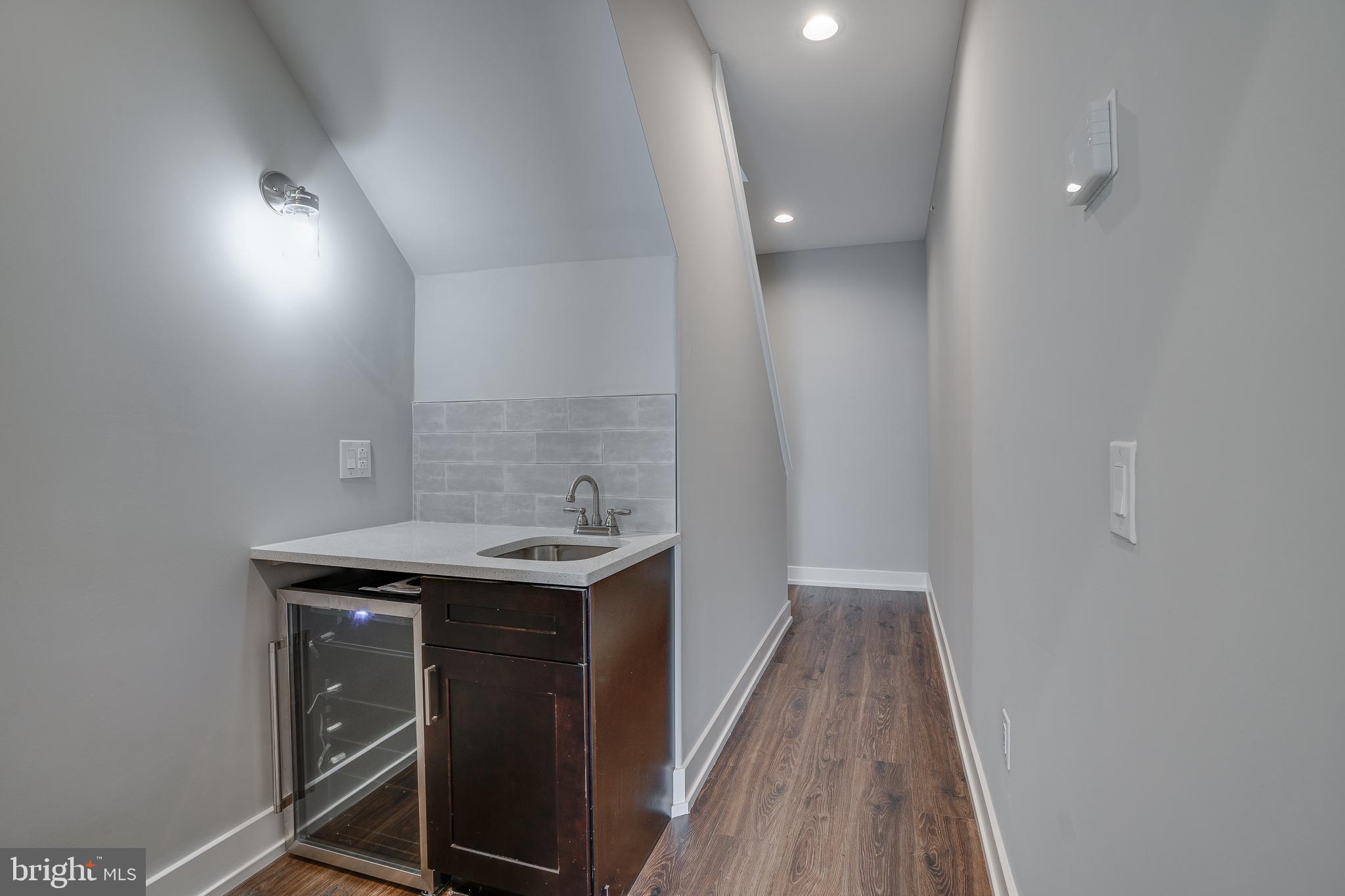 2323 Federal Street Philadelphia, PA 19146 - Photo 35 of 39