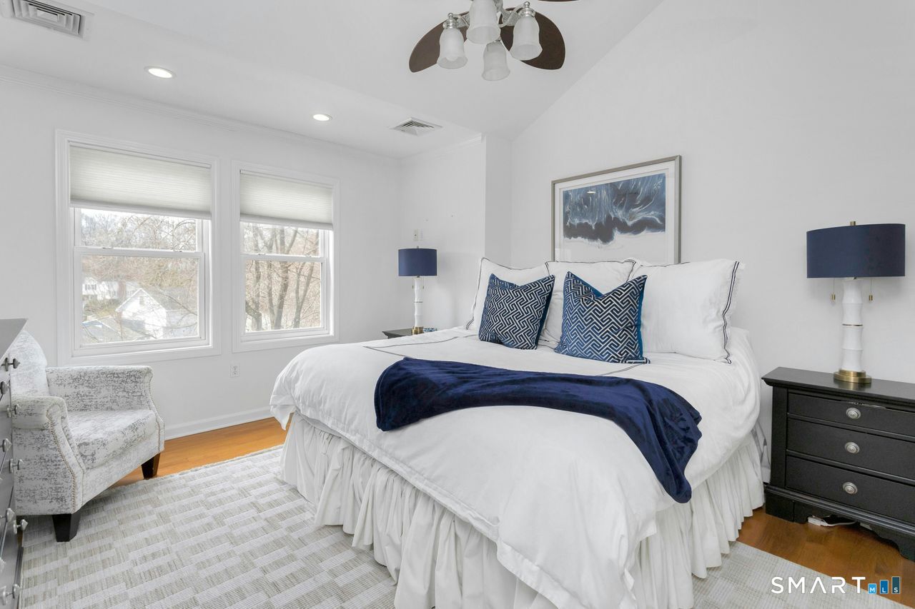 18 Chester Street Norwalk, CT 06850 - Photo 19 of 33