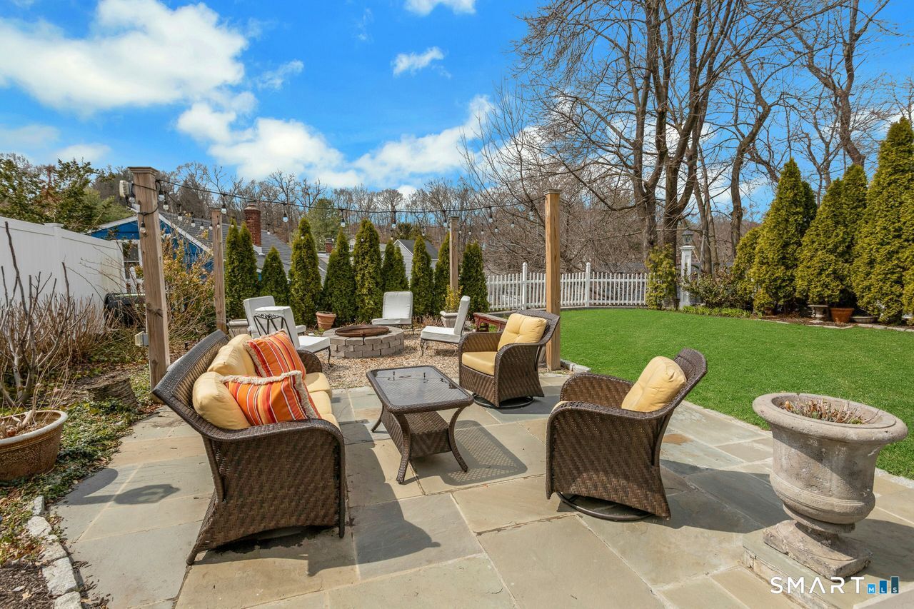 18 Chester Street Norwalk, CT 06850 - Photo 29 of 33