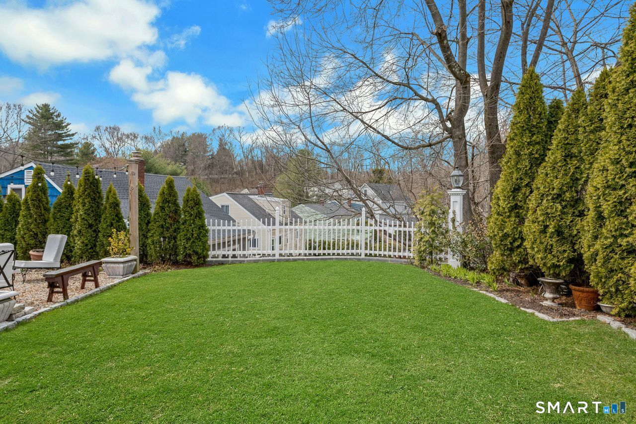 18 Chester Street Norwalk, CT 06850 - Photo 32 of 33