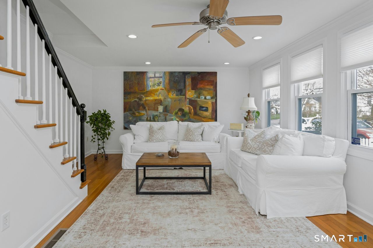 18 Chester Street Norwalk, CT 06850 - Photo 4 of 33