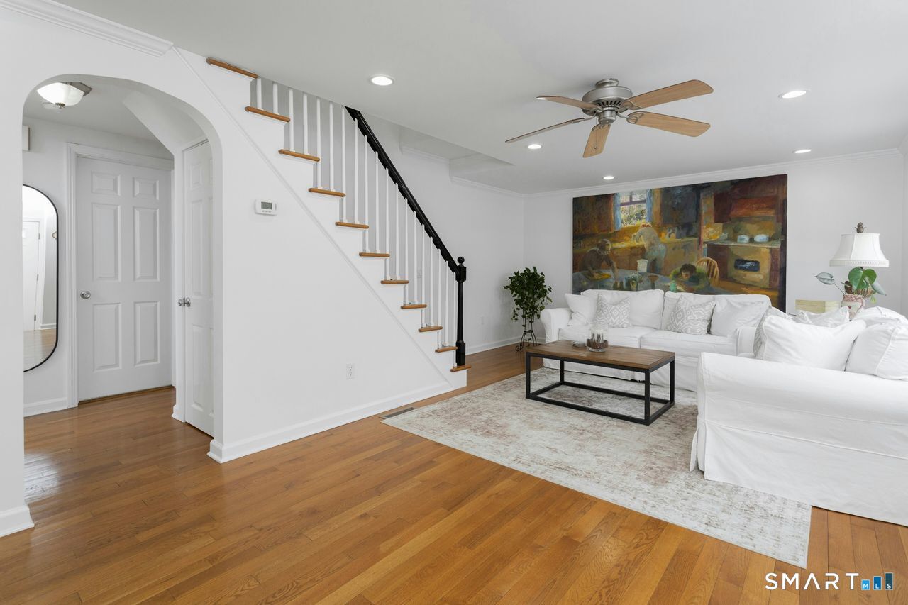 18 Chester Street Norwalk, CT 06850 - Photo 5 of 33