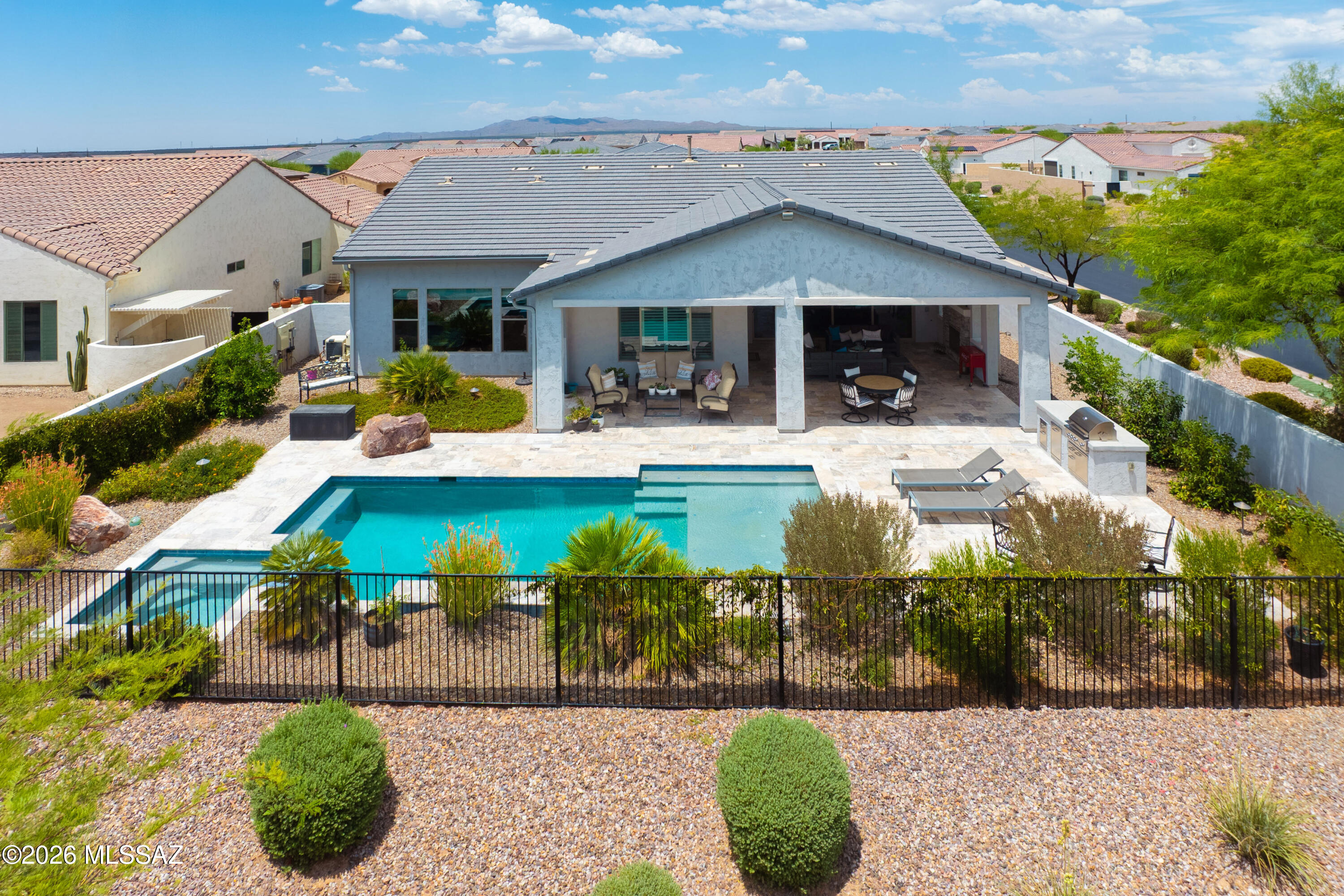 61827 East Quartzite Road Oracle, AZ 85623 - Photo 37 of 50 What a Backyard!