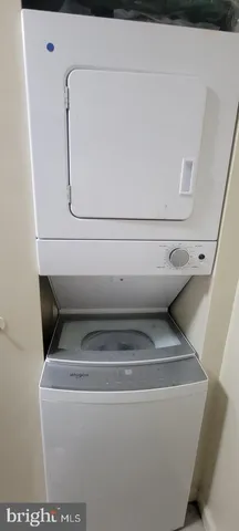 $1,700 | 5500 Holmes Run Parkway, Unit 508, Alexandria, VA 22304