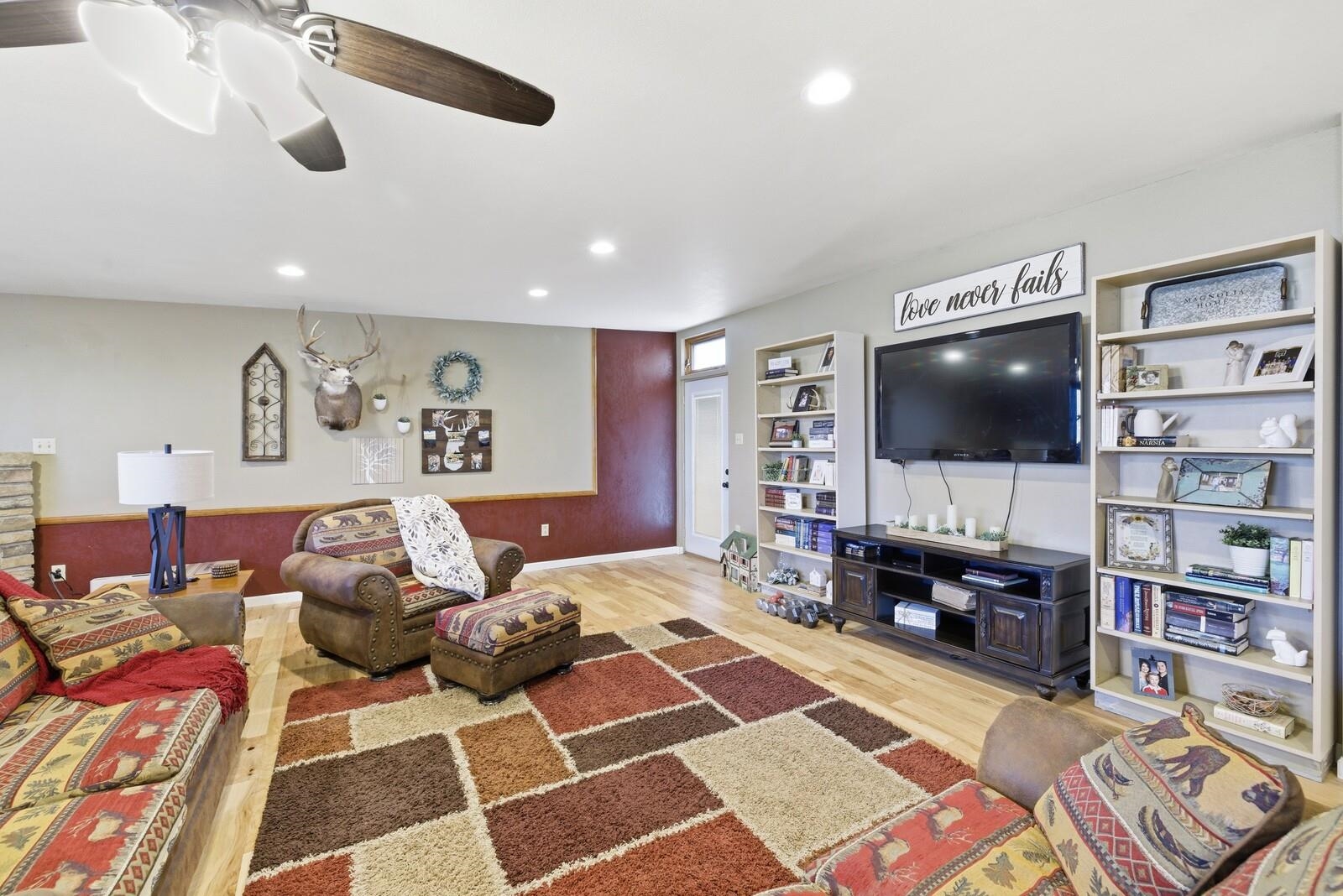 2230 River Meadows Road Casper, WY 82604 - Photo 16 of 30