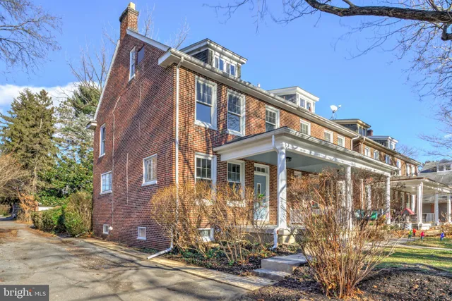 $424,900 | 1121 West Clay Street, Lancaster, PA 17603