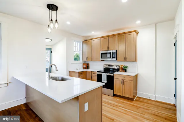 $424,900 | 1121 West Clay Street, Lancaster, PA 17603