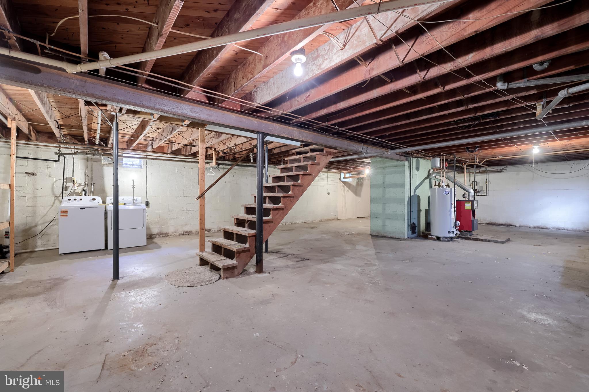 281 West Walnut Street Marietta, PA 17547 - Photo 16 of 17 a view of empty room