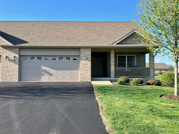 $329,900 | 726 Keller Drive, Dixon, IL 61021