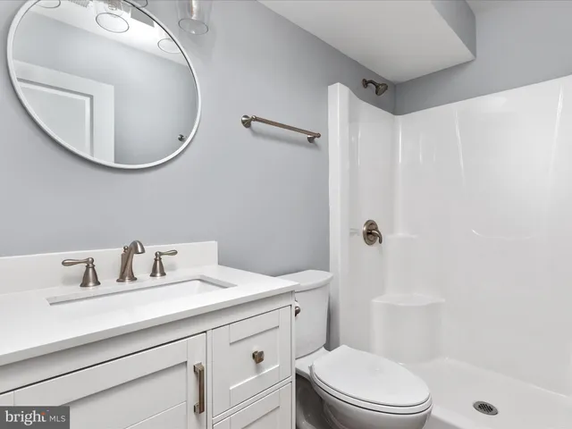 $269,900 | 178 Bank Street, Mount Jackson, VA 22842