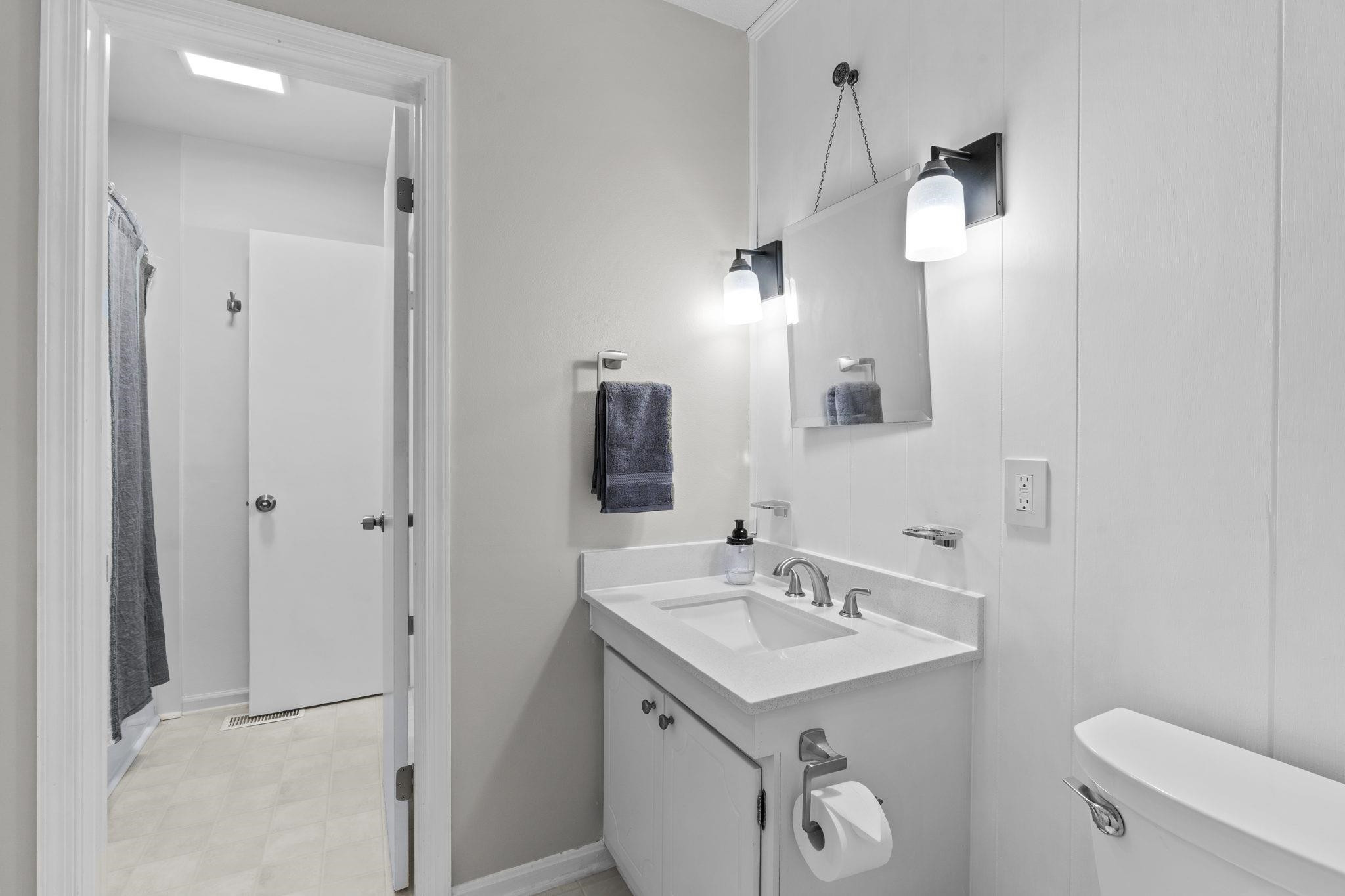 505 Harvest Lane Raleigh, NC 27606 - Photo 11 of 22 Photo 11