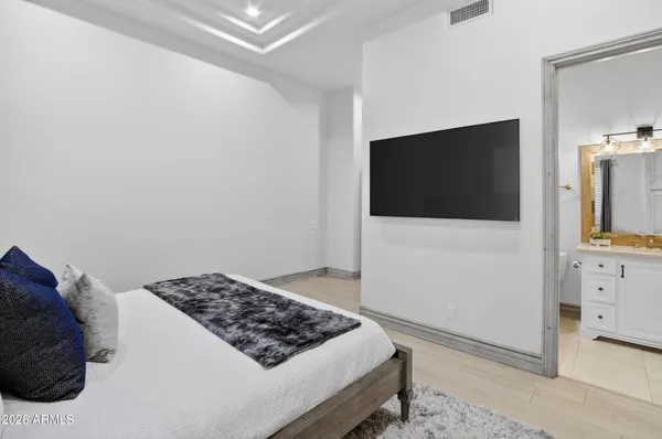 $3,000,000 | 2748 East Warbler Road, Gilbert, AZ 85297