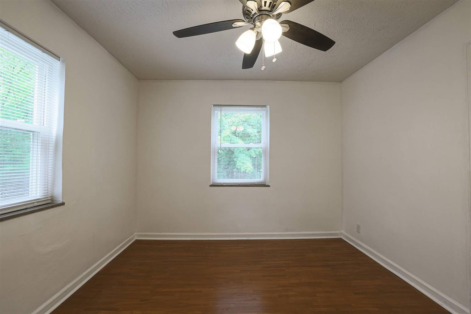 8061 Daly Road Cincinnati, OH 45224 - Photo 13 of 29