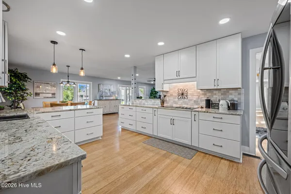 $715,000 | 904 Coral Court, New Bern, NC 28560