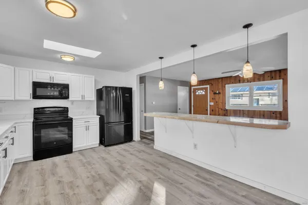 $325,000 | 15 Cracow Avenue, Windham, CT 06280