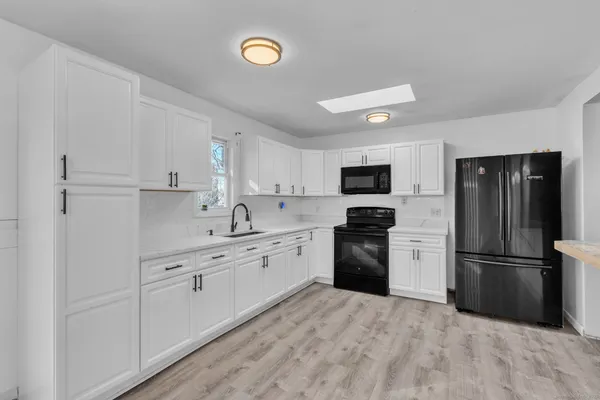 $325,000 | 15 Cracow Avenue, Windham, CT 06280