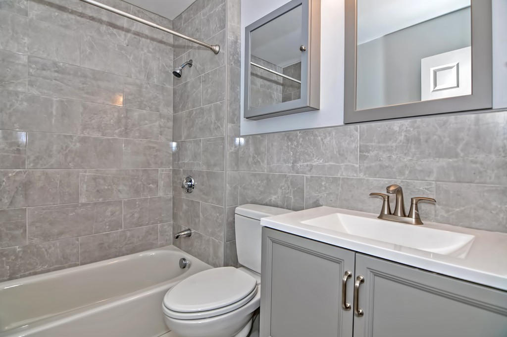 151 King Street, Unit 308 Franklin, MA 02038 - Photo 18 of 29