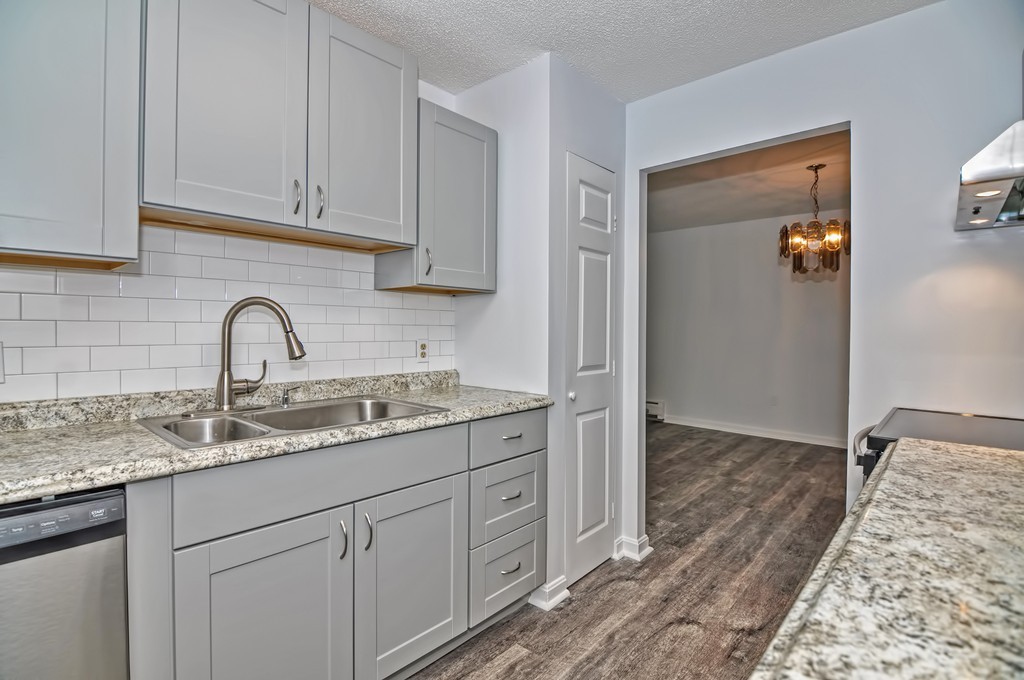 151 King Street, Unit 308 Franklin, MA 02038 - Photo 2 of 29