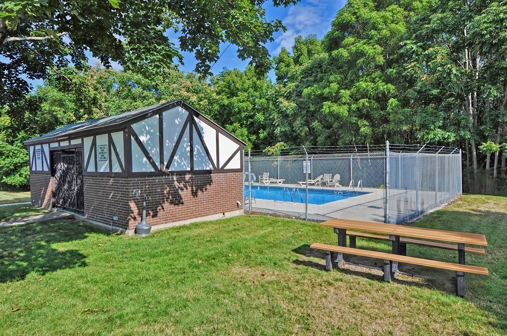 151 King Street, Unit 308 Franklin, MA 02038 - Photo 24 of 29