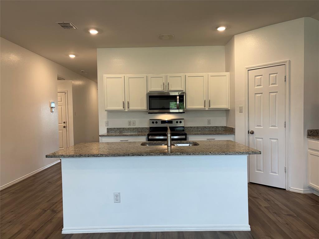 7001 Guadalupe Road China Spring, TX 76633 - Photo 6 of 13