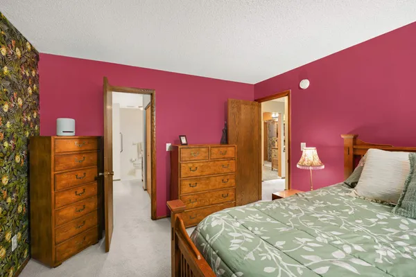 $172,900 | 12600 Parkwood Drive, Unit 307, Burnsville, MN 55337