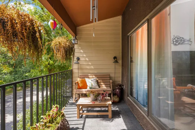 $175,000 | 12600 Parkwood Drive, Unit 307, Burnsville, MN 55337