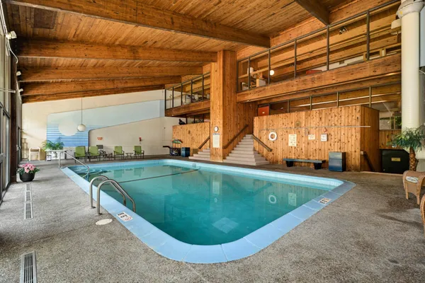 $172,900 | 12600 Parkwood Drive, Unit 307, Burnsville, MN 55337