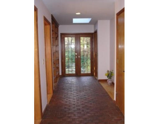 1500 Drift Road Westport, MA 02790 - Photo 5 of 12 Gallery Image 5