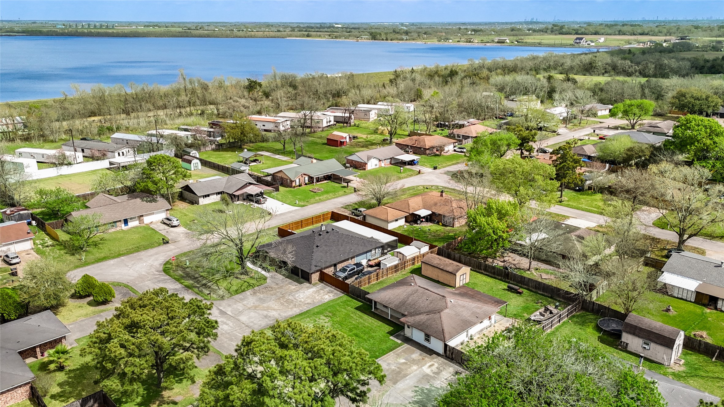 8610 Bluebonnet Street Highlands, TX 77562 - Photo 43 of 45 an aerial view of residential building with outdoor space