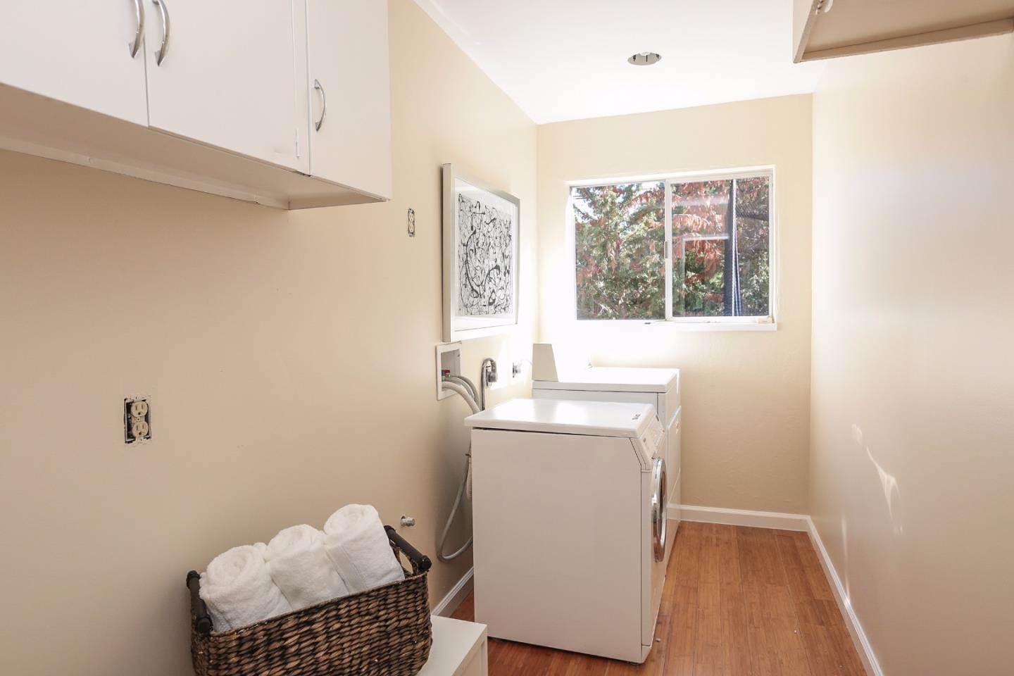 1000 Border Road Los Altos, CA 94024 - Photo 16 of 45 Gallery Image 16