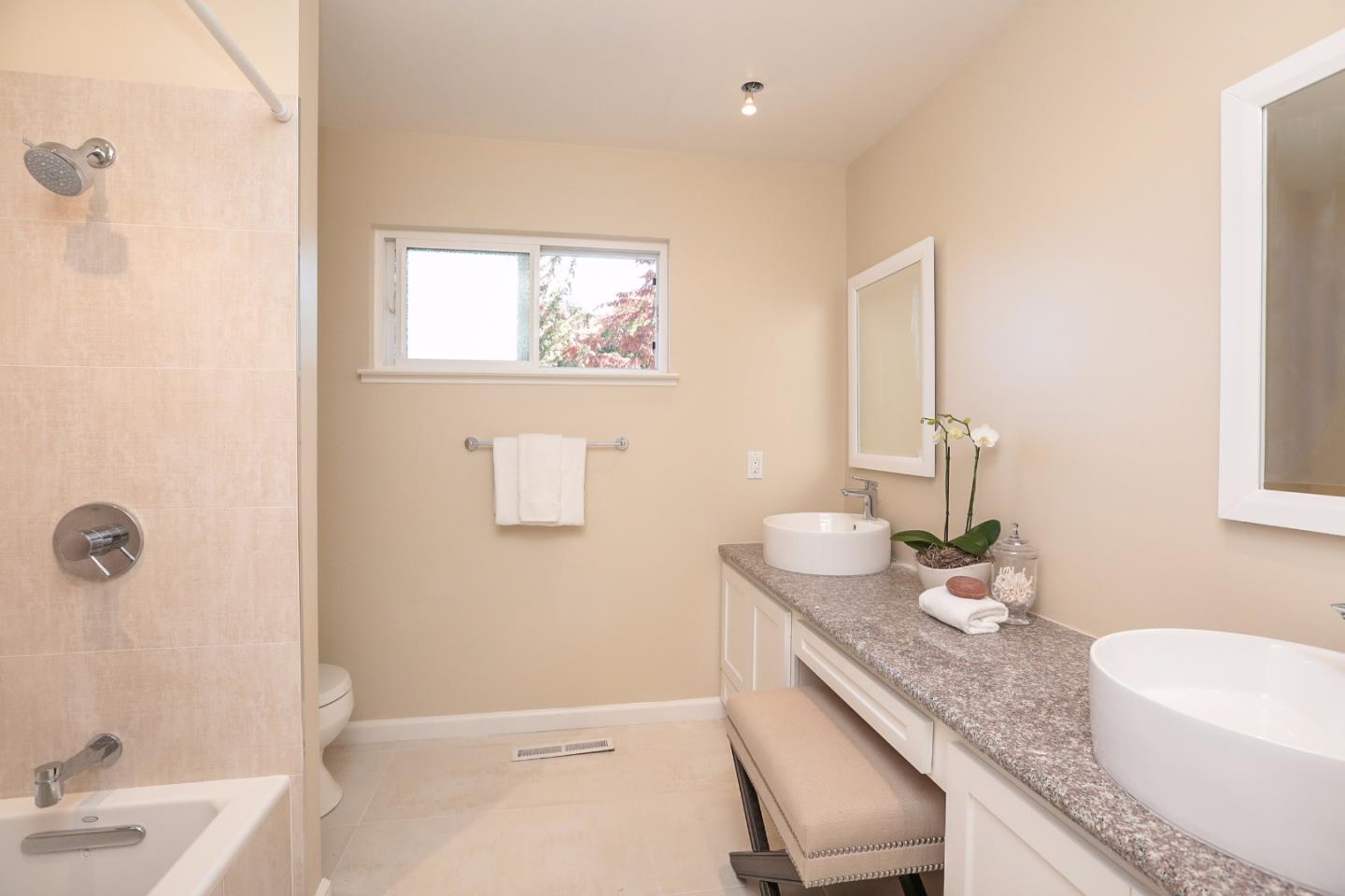 1000 Border Road Los Altos, CA 94024 - Photo 24 of 45 Gallery Image 24