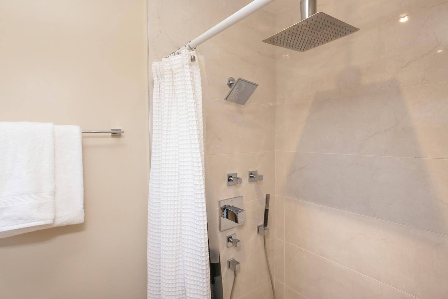 1000 Border Road Los Altos, CA 94024 - Photo 34 of 45 Gallery Image 34