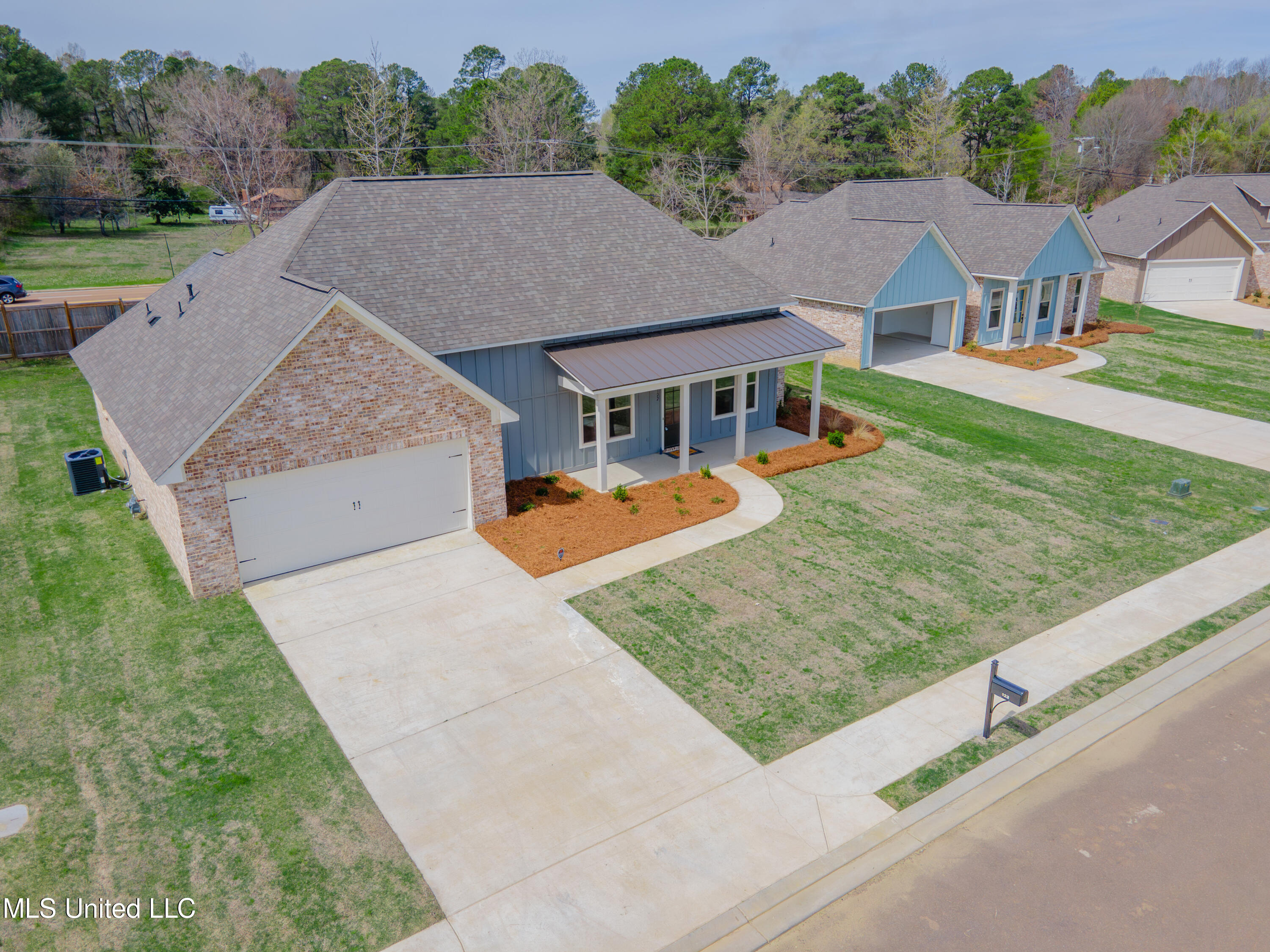 122 Trace Pointe Place Clinton, MS 39056 - Photo 4 of 85 DJI_0693-Enhanced-NR