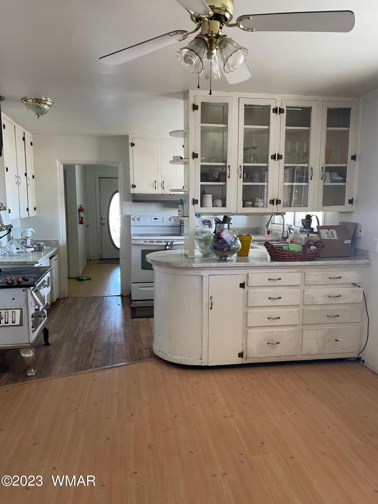 43 North B Street Springerville, AZ 85938 - Photo 18 of 54