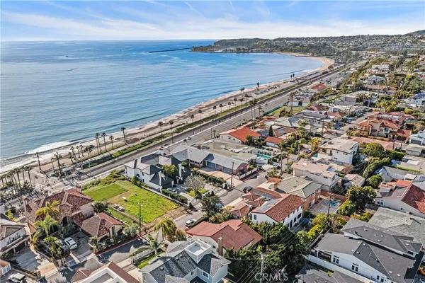 $2,995,000 | 34866 Doheny Place, Dana Point, CA 92624