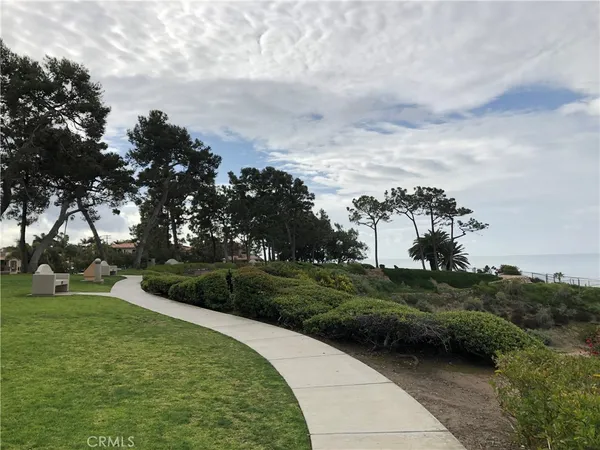 $2,995,000 | 34866 Doheny Place, Dana Point, CA 92624