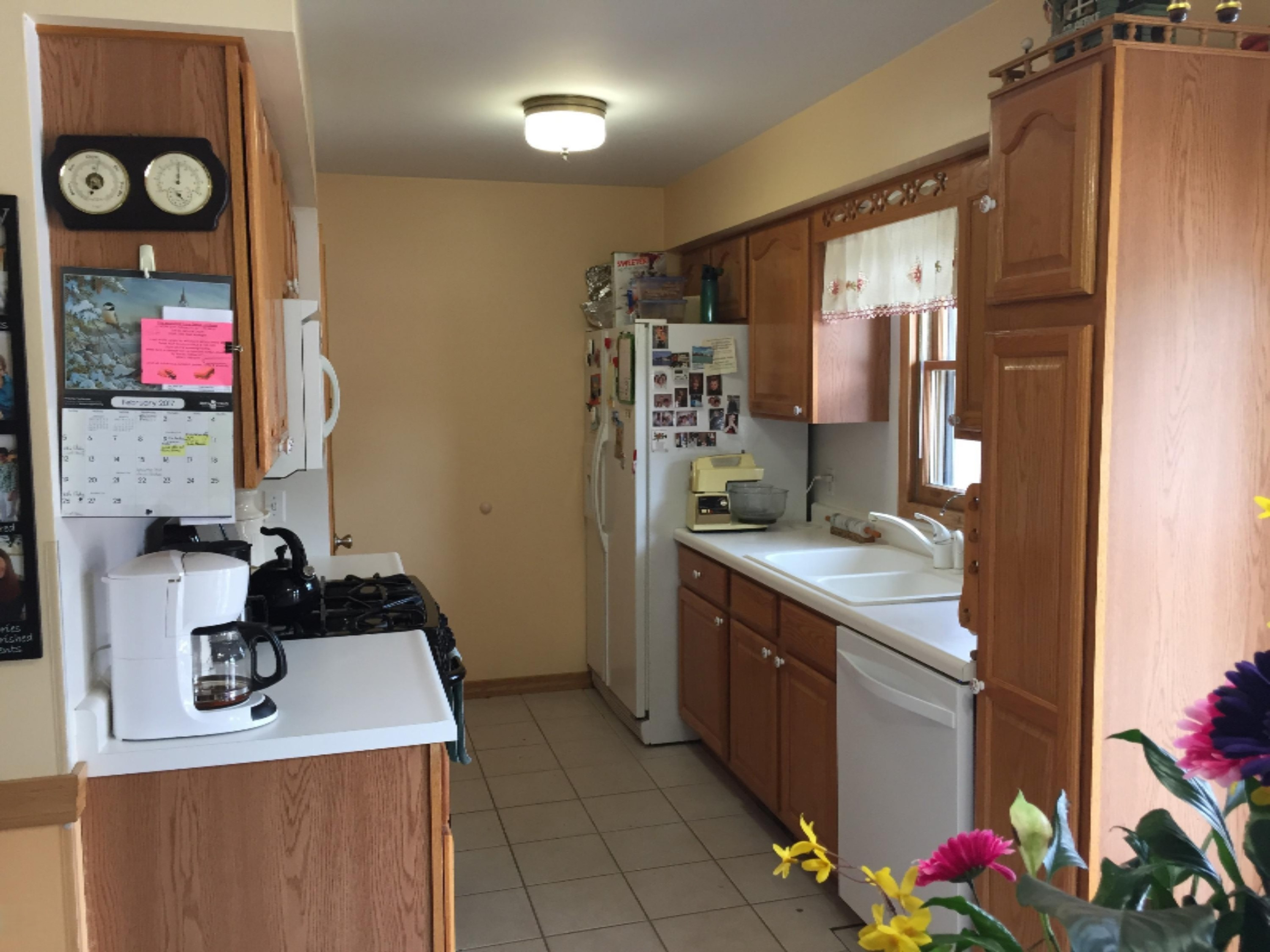 59 South Brooks Road Muskegon, MI 49442 - Photo 5 of 32 kitchen3