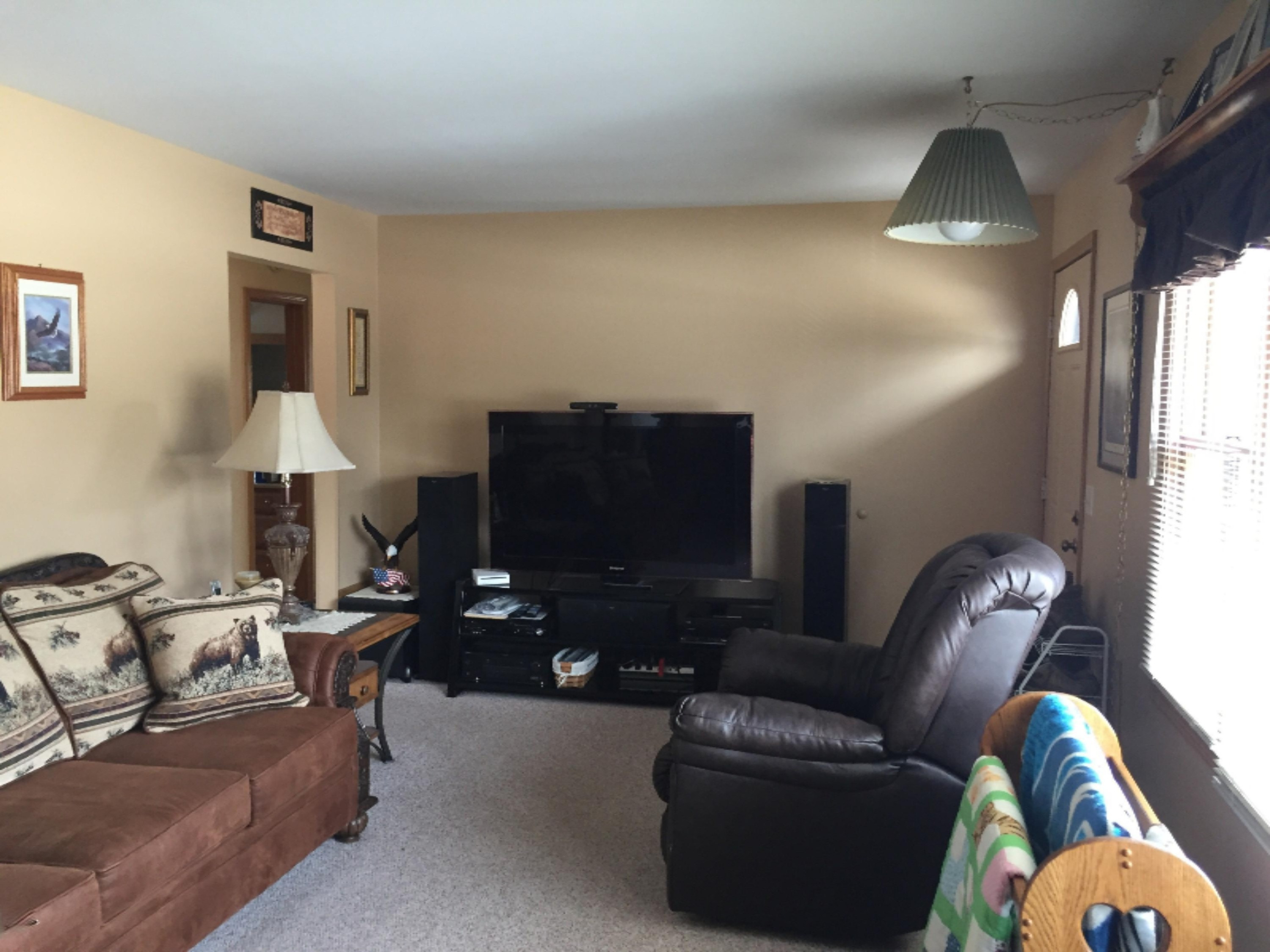 59 South Brooks Road Muskegon, MI 49442 - Photo 10 of 32 living room1