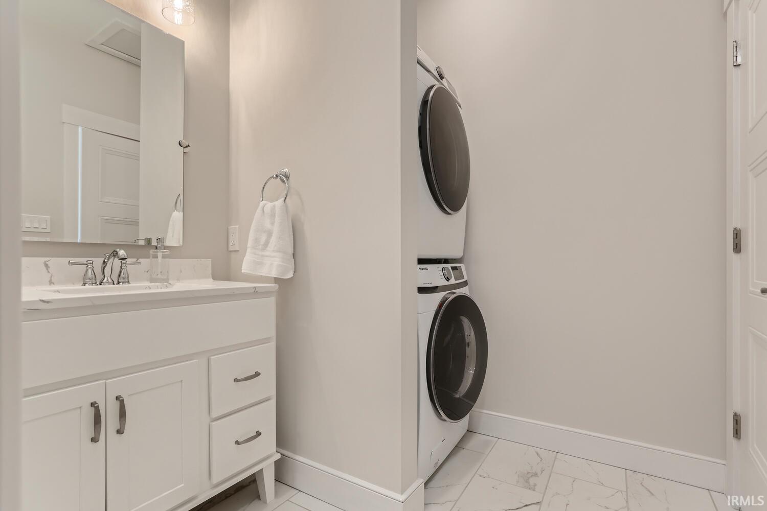 110 West Water Street, Unit STUDIO Newburgh, IN 47630 - Photo 13 of 13