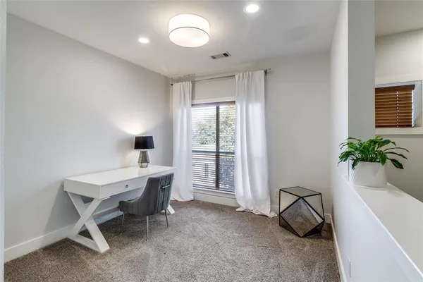 $2,950 | 4830 Cedar Springs Road, Unit 11, Dallas, TX 75219